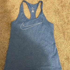 Nike tank top size XS
